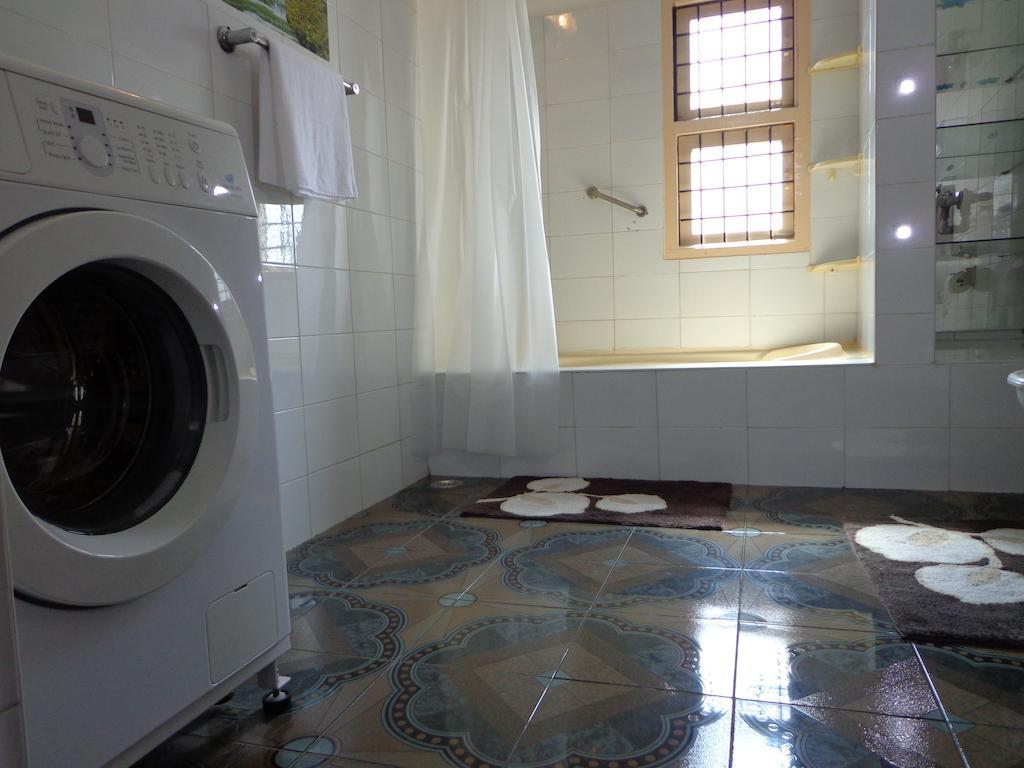 Remisha Service Apartments Chennai Room photo